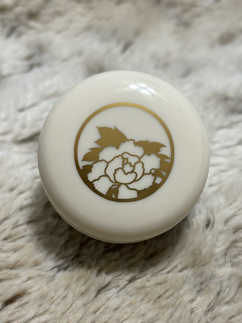 Tatcha the silk peony - Picture 2 of 4